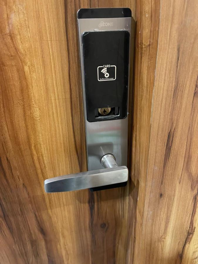 Hotel Vardhan 锡尔瓦萨 外观 照片